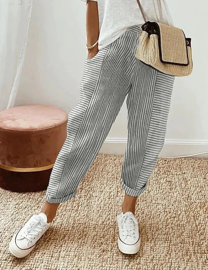 SOPHIA | Elegant in Casual Striped Pants